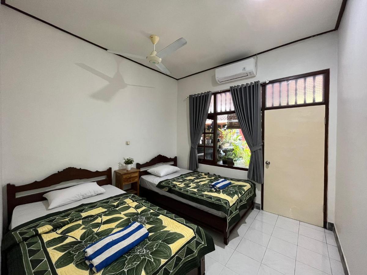 Bagus Homestay Padangbai  Buitenkant foto